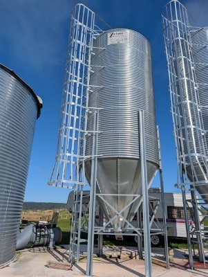 Zieset 25 Ton Feed Bin