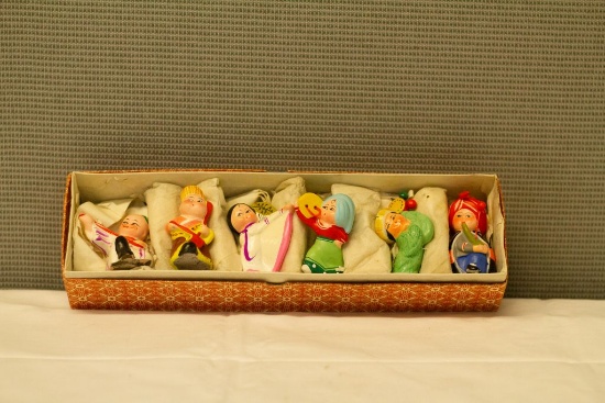 6 Oriental Figurines