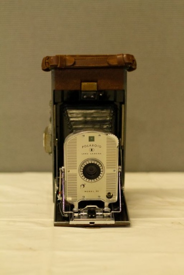 Polaroid Camera MD95 with Attachments in Case