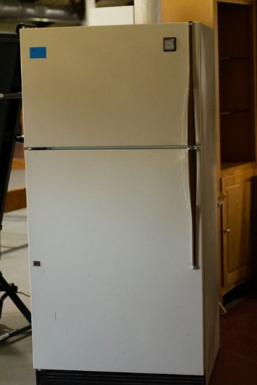 GE Refridgerator