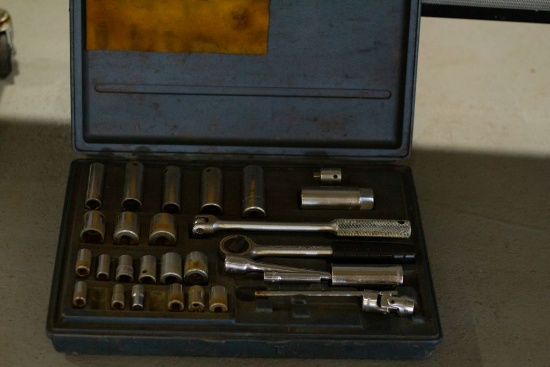 Power-Kraft 3/8 Socket Set