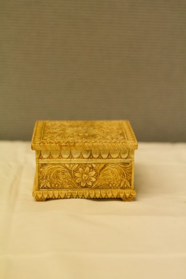 Square Bone Box