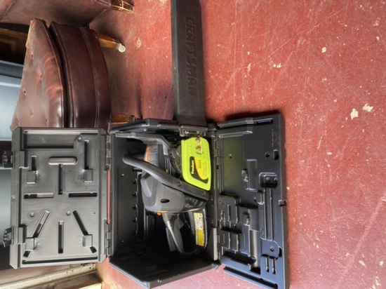 Poulan Model P3314 Chain Saw