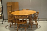 Ethan Allen Maple Kitchen Table with 4 Chairs, 2 Leaves