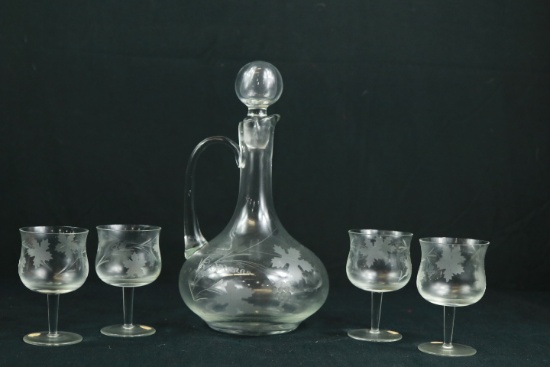 Glass Decanter & 4 Glasses
