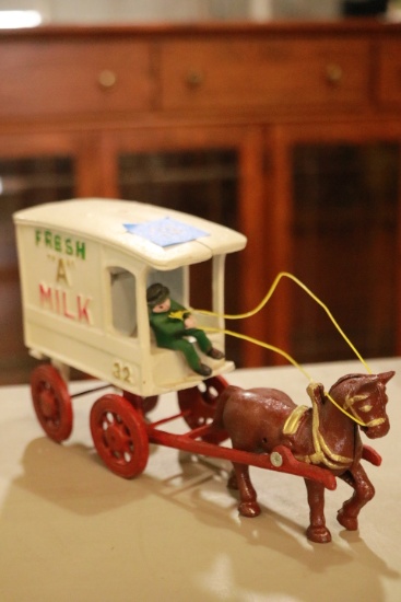 Fresh Grade A Milk Cast Iron Figurine