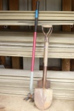 2 Shovels & Deck Board Puller