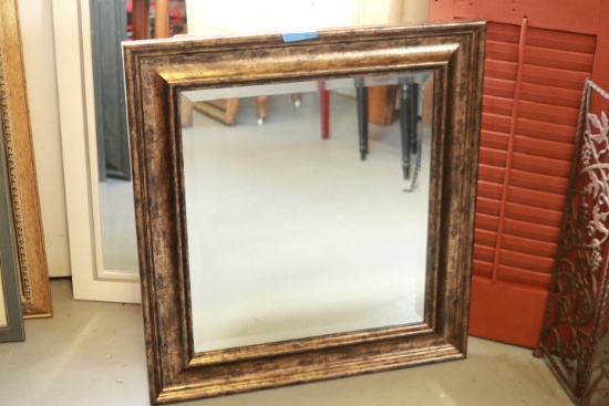 2 Mirrors