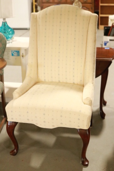 Upholstered Ladies Chair