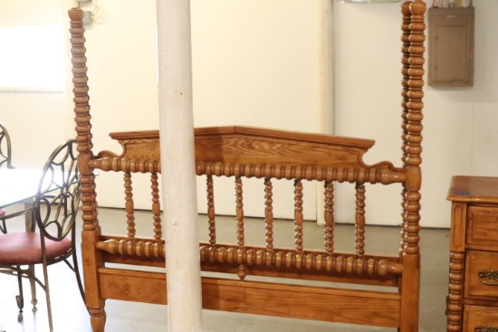 Oak Queen Size Bed & Dresser With Mirror