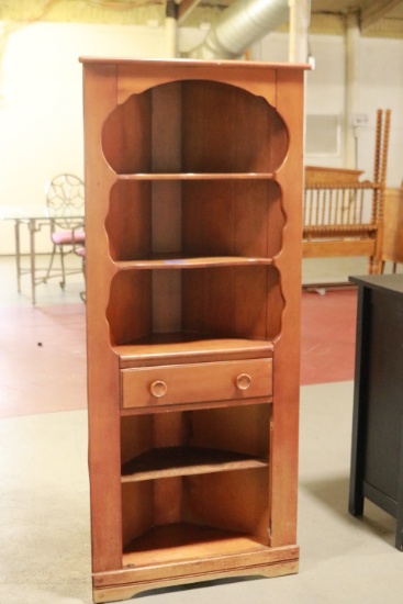 Maple Corner Cabinet
