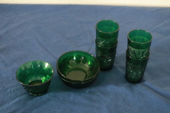4 Green Glasses & 3 Bowls