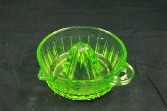 Green Depression Glass Juicer With Handle