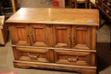 Lane Oak Cedar-Lined Chest