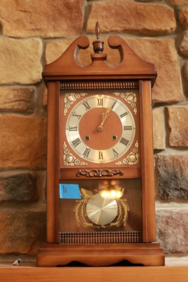 Mantle Clock