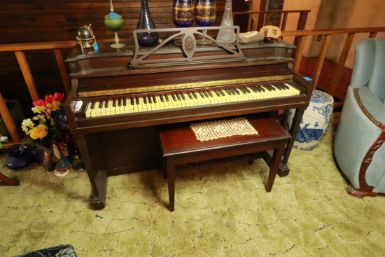 Starr Richmond Indiana Piano with Bench