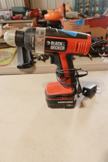 Black & Decker 12 Volt Cordless Drill