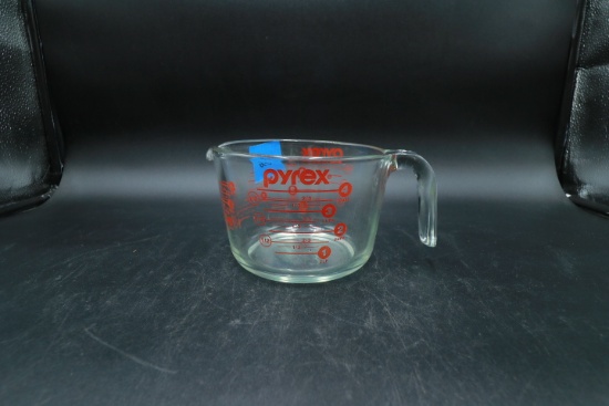 Pyrex 4-CupMeasuring Cup