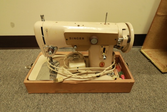 Singer Sewing Machine In Case