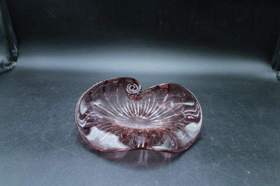 Cranberry Glass Shell Dish