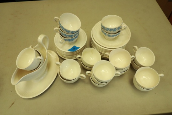 44 Pieces wedgwood Queen's Wharf China