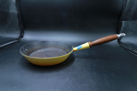 Le Creuset #24 Frying Pan