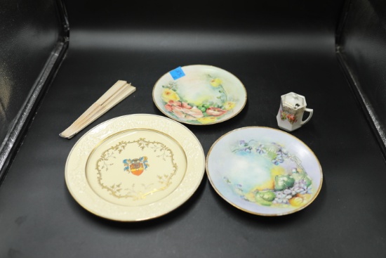 4 Assorted Porcelain Pieces