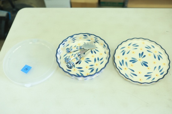 Temptations Old World Covered Dish with Serving Pieces