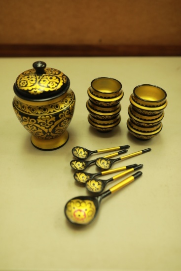 Wooden Asian Style Bowls & Spoons