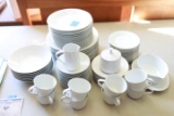 Noritake Reina Pattern China Set