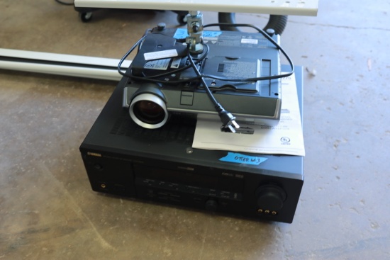 Sharp XV-Z2000 Projector with Receiver & Screen