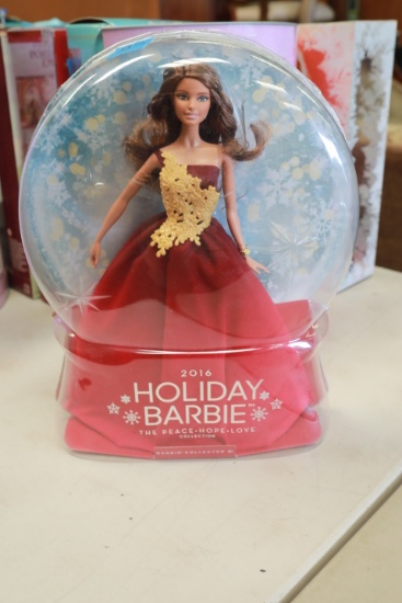 2016 Holiday Barbie in Box
