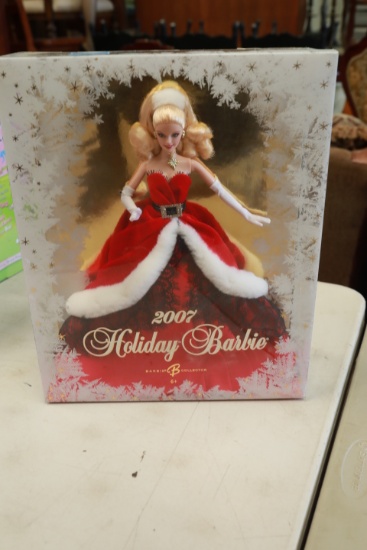 2007 Holiday Barbie in Box