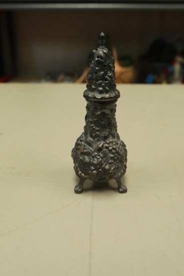 Kirk Steiff Rose Pattern Sterling Silver Salt Shaker