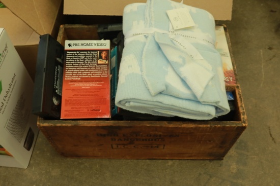 Du Pont Explosive Crate & Contents