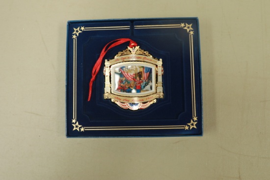 Christmas 2010 Whitehouse Ornament