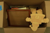 Box of Misc Décor
