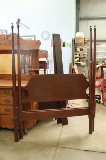 Dark Mahogany Full Size Poster Bed with Rails
