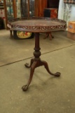 Antique Mahogany Claw Foot Pie Crust Table