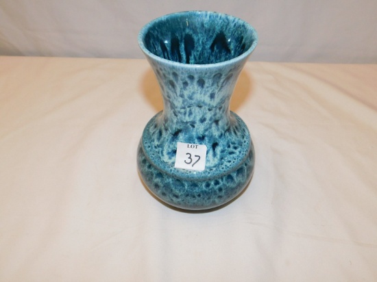 PILKINGTON POTTERY VASE BLUE TEAL IN COLOR 7 1/2" TALL X 4" MOUTH, NO NUMBE