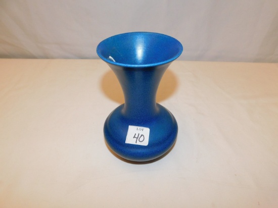 PILKINGTON ROYAL LANCASTRIAN POTTERY VASE BLUE, CIRCA 1912 OVOID, MEASURES