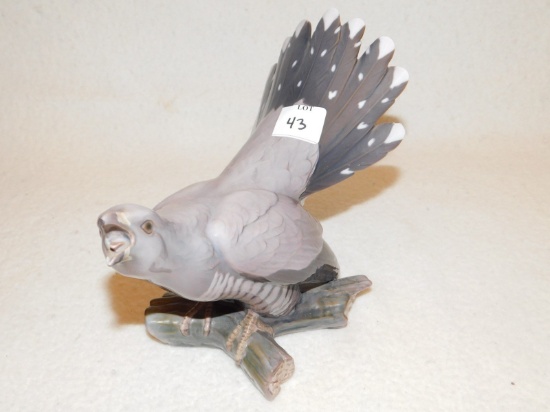 BIRD ON LOG, B&G, FIGURINE, DENMARK.   MEASURES 7 3/4" TALL X 9.5" WIDE