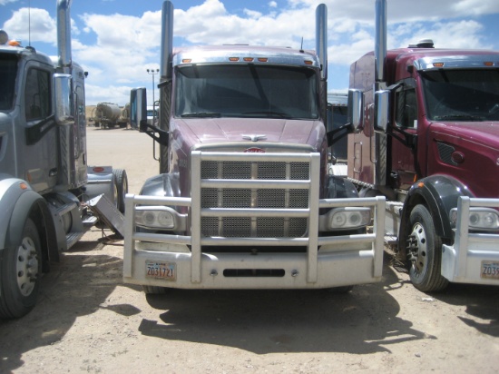 2015 Peterbilt 567 Tractor