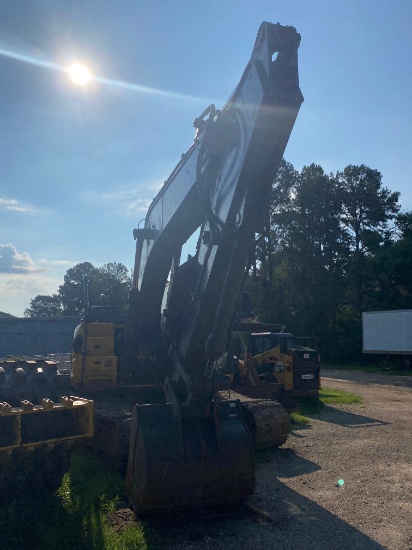 2019  John Deere  210G Excavator