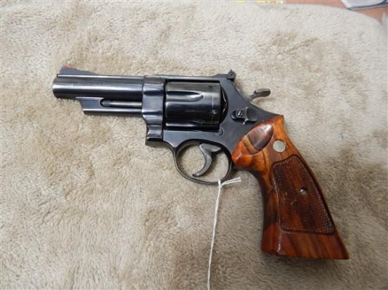 SMITH & WESSON MODEL 29-2, 44 MAG, 4 " BARREL, IN BOX
