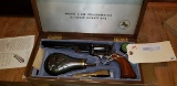 COLT 1851 NAVY, 36 CAL, ROBERT E LEE COMMEMORATIVE, MADE 1971, W BULLET MOLD/POWDER FLASK, IN BOX
