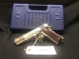COLT GOVERNMENT MODEL 1911, 45 ACP, STAINLESS, IN BOX, SN-SS25414E