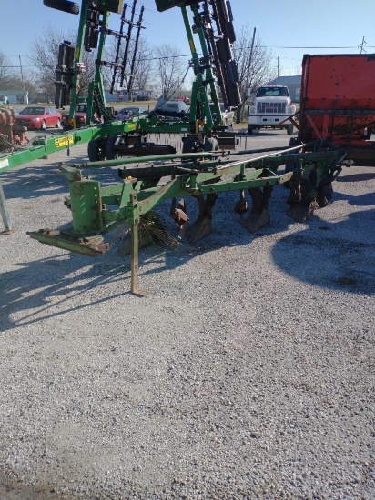 JD 4-16 SEMI MOUNT PLOW