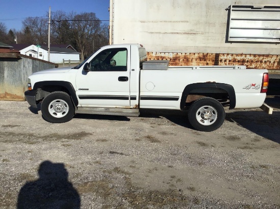 1999 CHEVY 2500 4X4 (209k mi)