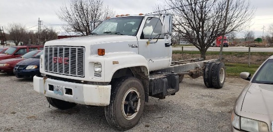 1990 GMC TOPKICK - CAB AND CHASSIS